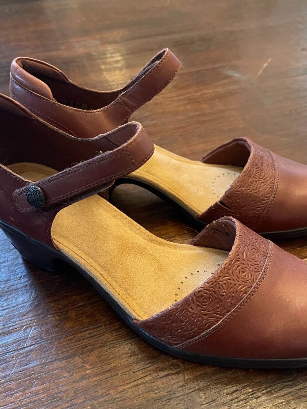 Clark's Collection Leather Mary Jane Emily 2 Ketra Tan Sz 10 NEW No Box